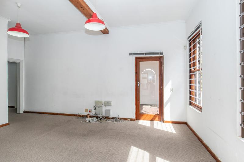 4 Bedroom Property for Sale in Claremont Upper Western Cape